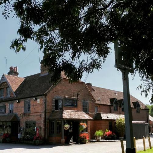 伯恩谷旅館外觀